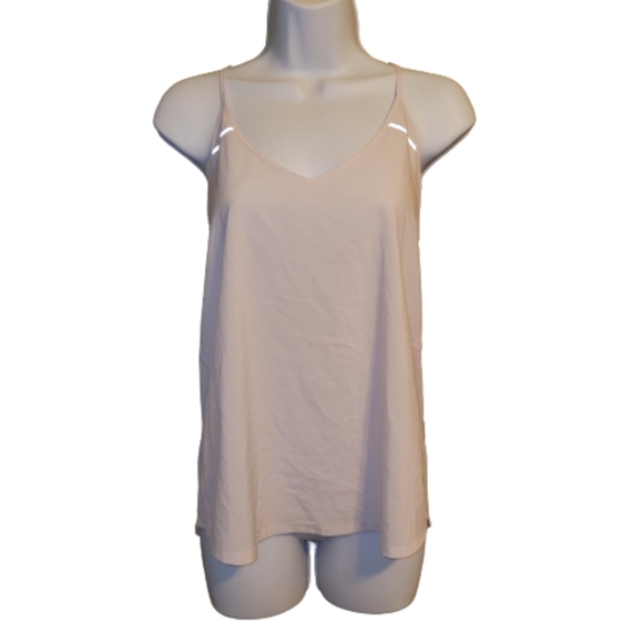 Lululemon Breezy Singlet Tank Top In a Very Light Pink Shade Size Medium no dot - Picture 9 of 13